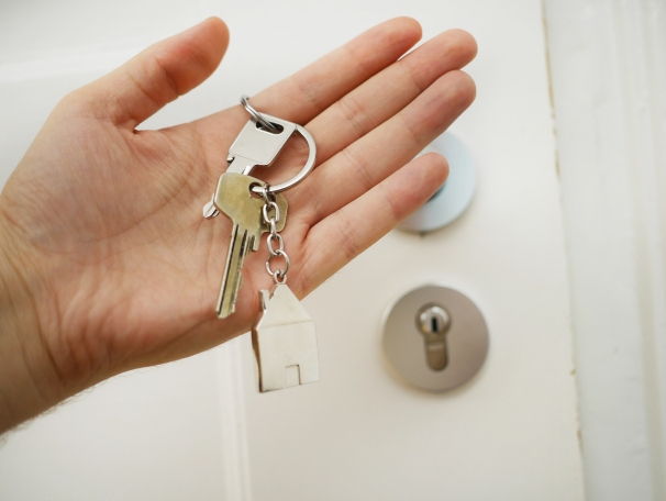 https://SarahHagen.StopRentingStartOwning.com